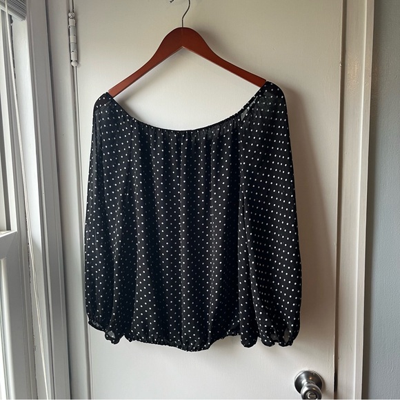 Vince Camuto balloon sleeve bubble Polkadot blouse - Picture 7 of 8